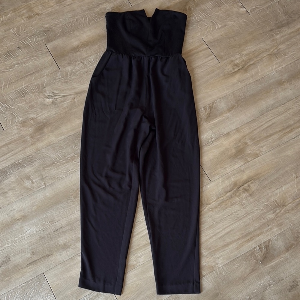 GUESS Black Jumpsuit Strapless Smoked Back Pockets Size Large - Picture 1 of 10
